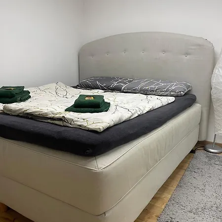 Apartment Om Moderne Mit Wlan, Geteiltem Bad Und Kueche In