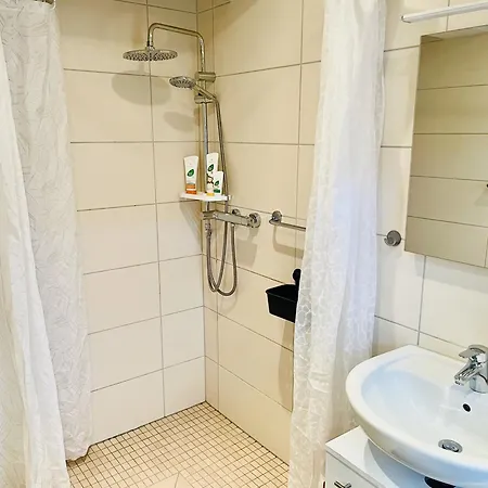 Om Moderne Mit Wlan, Geteiltem Bad Und Kueche In Apartment Stadtilm